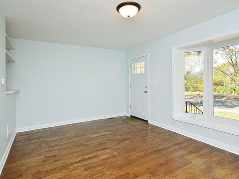 4041 W Devon Ave, Chicago, IL 60646 photo 4