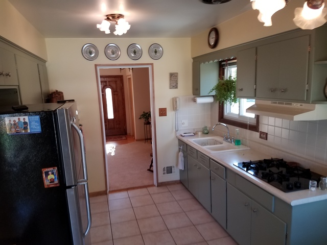 7120 W Wright Ter, Niles, IL 60714 photo 5