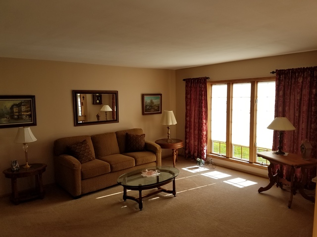 7120 W Wright Ter, Niles, IL 60714 photo 2
