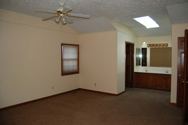 509 E Benton St, Newark, IL 60541 photo 19