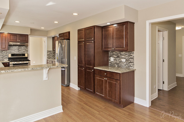 7 Lighthouse Ln, Third Lake, IL 60030 photo 8