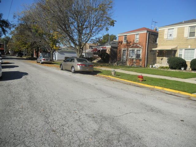548 E 104th Pl, Chicago, IL 60628 photo 16