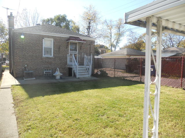548 E 104th Pl, Chicago, IL 60628 photo 6