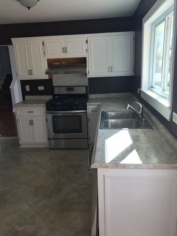 1740 Kent Rd, Hoffman Estates, IL 60169 photo 5