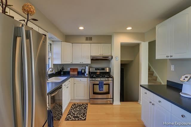 7700 W 82nd Pl, Bridgeview, IL 60455 photo 6