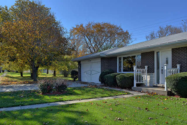1014 Victoria Ave, Berkeley, IL 60163 photo 2