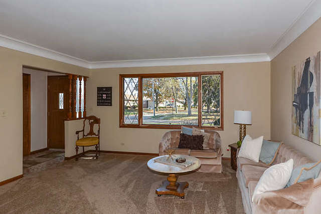 1014 Victoria Ave, Berkeley, IL 60163 photo 4