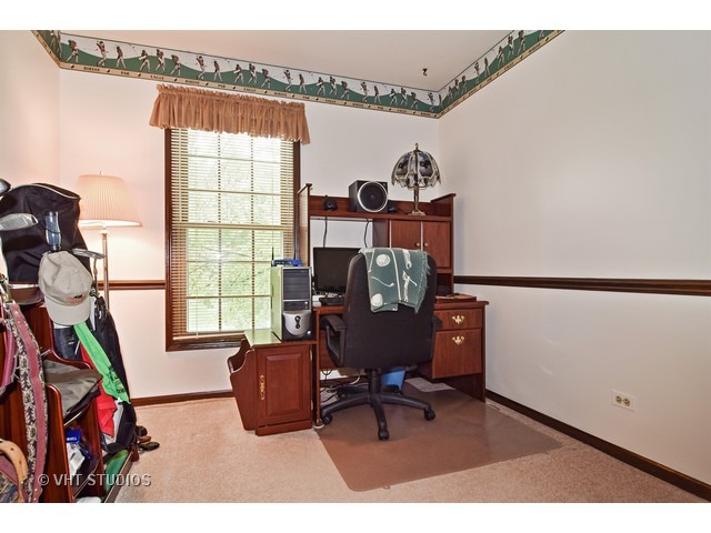 4351 Lombardy Ln, Hoffman Estates, IL 60192 photo 18