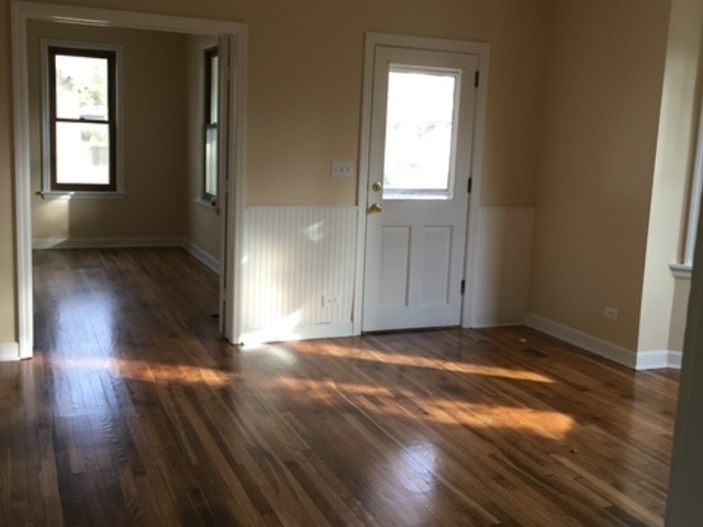 217 E 1st St, East Dundee, IL 60118 photo 9