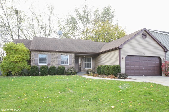 731 Canyon Ln, Elgin, IL 60123 photo 1