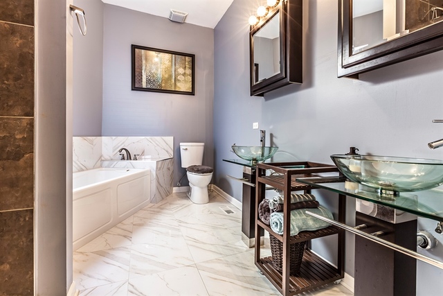 819 E 47th Pl, Chicago, IL 60615 photo 11