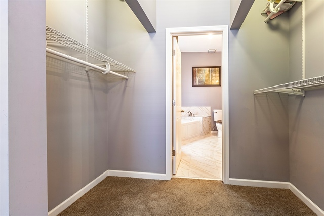 819 E 47th Pl, Chicago, IL 60615 photo 10
