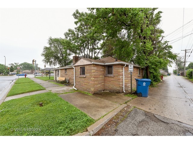 5700 S Harlem Ave, Summit, IL 60501 photo 8