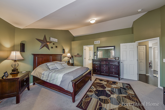 6405 Silver Ridge Dr, Plainfield, IL 60586 photo 11