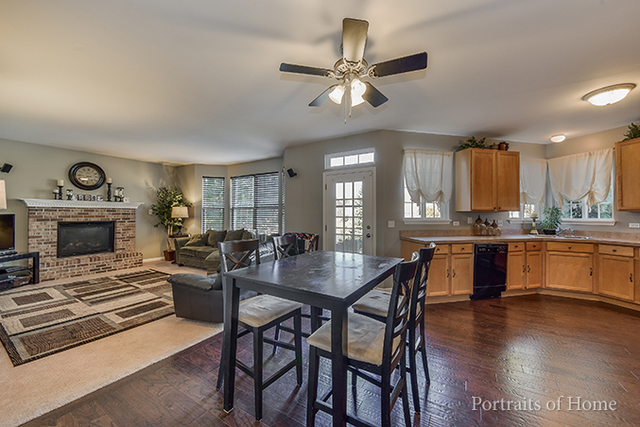 6405 Silver Ridge Dr, Plainfield, IL 60586 photo 5