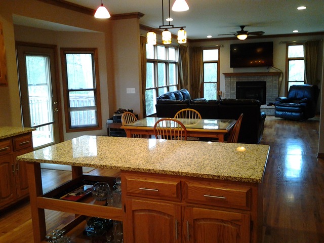 1611 Far Hills Dr, Bartlett, IL 60103 photo 9