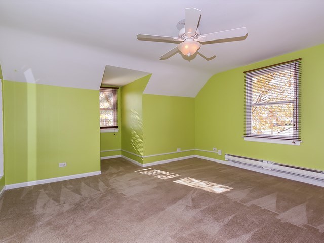 714 Adams St, Elgin, IL 60123 photo 17