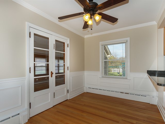714 Adams St, Elgin, IL 60123 photo 9