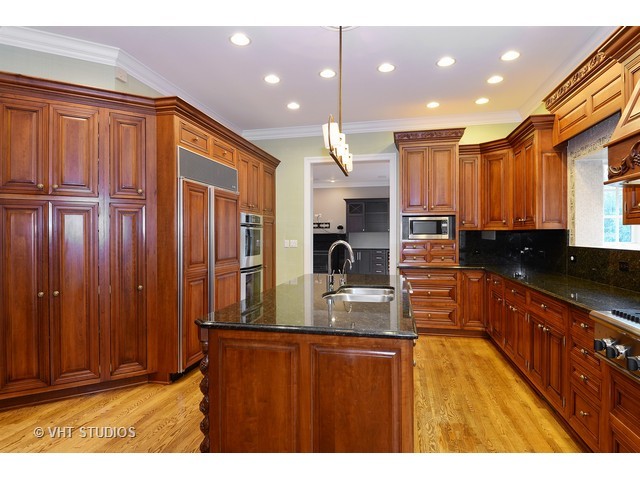 1109 Astor Pl, Glencoe, IL 60022 photo 5