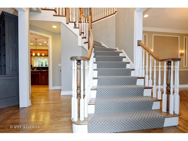 1109 Astor Pl, Glencoe, IL 60022 photo 2