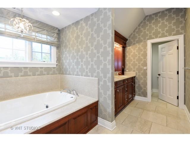 1109 Astor Pl, Glencoe, IL 60022 photo 11