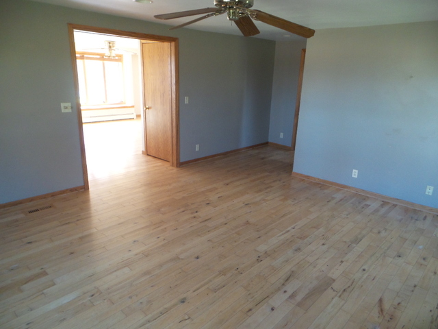 12705 State Line Rd, Hebron, IL 60034 photo 7