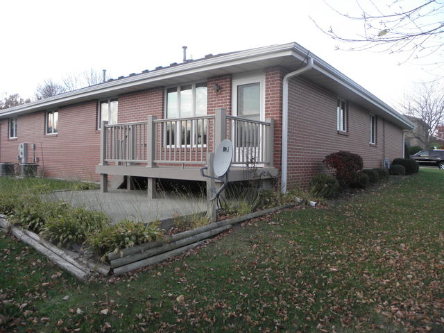 133 Pack Ct, Morris, IL 60450 photo 2