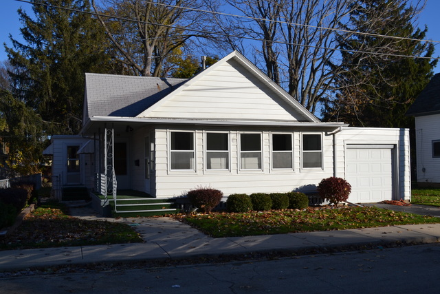 168 Oak St, Elgin, IL 60123 photo 1