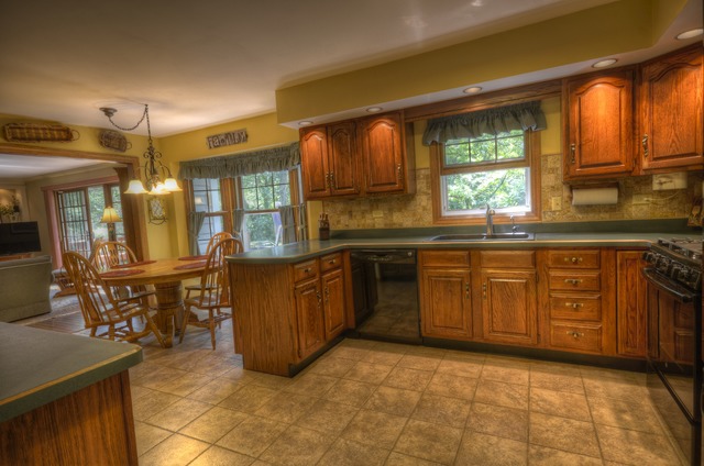 5815 Amherst Ct, Mchenry, IL 60050 photo 9