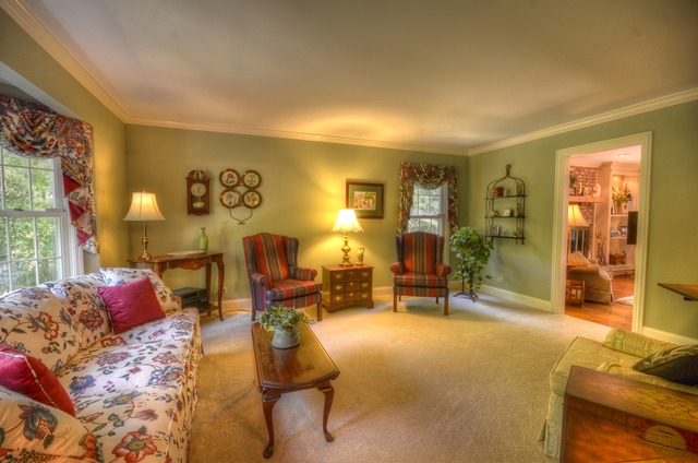 5815 Amherst Ct, Mchenry, IL 60050 photo 3