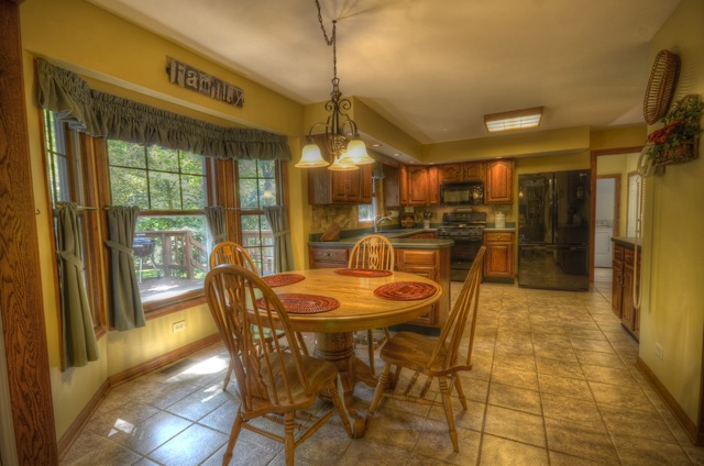 5815 Amherst Ct, Mchenry, IL 60050 photo 8