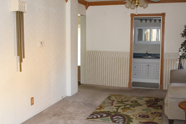 969 S 6th Ave, Kankakee, IL 60901 photo 3