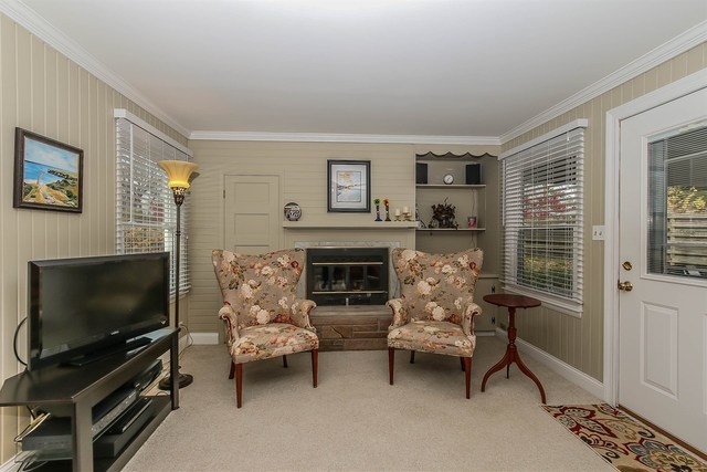 1503 E Illinois St, Wheaton, IL 60187 photo 12