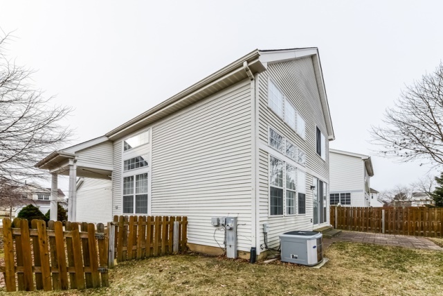 7302 Clem Dr, Gurnee, IL 60031 photo 23
