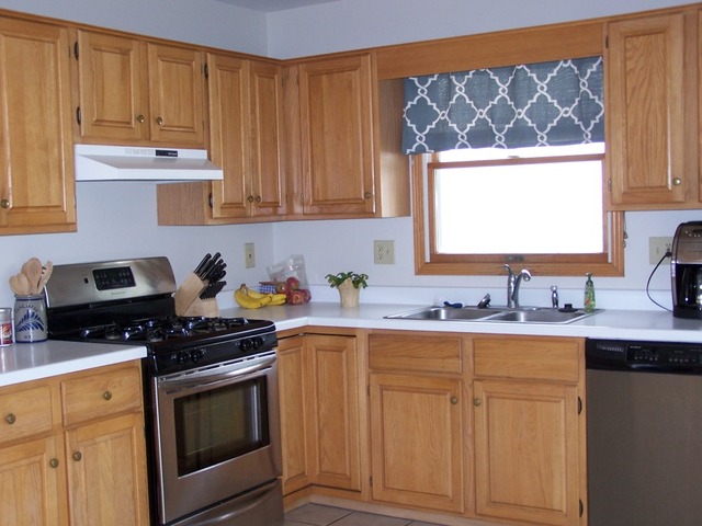 446 Lucerne Ln, Dekalb, IL 60115 photo 5
