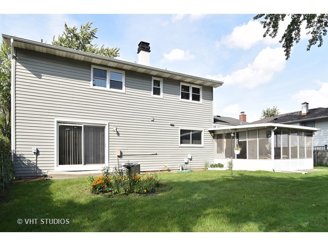 955 W Firestone Dr, Hoffman Estates, IL 60192 photo 15