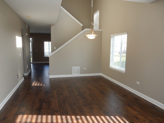 1444 Plantain Dr, Minooka, IL 60447 photo 2
