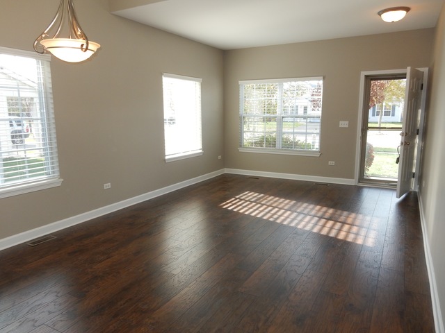1444 Plantain Dr, Minooka, IL 60447 photo 3