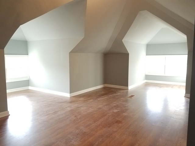 450 Maple Ave, Aurora, IL 60505 photo 17
