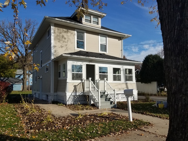 450 Maple Ave, Aurora, IL 60505 photo 23