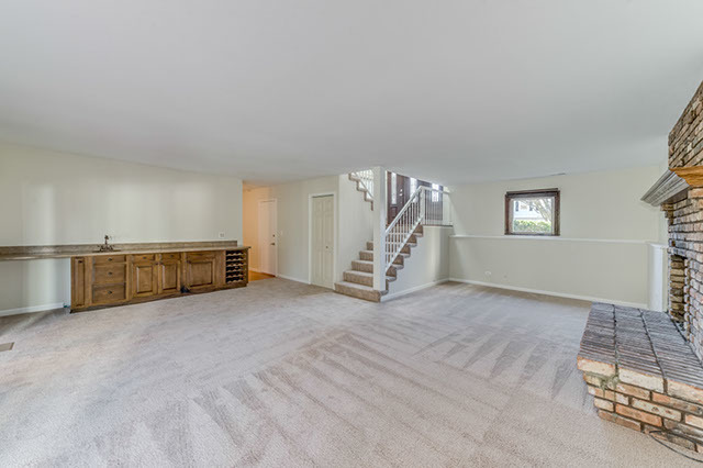 1215 Pinetree Ln, Bartlett, IL 60103 photo 20