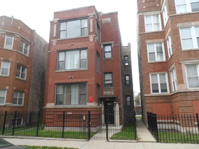 6830 S Clyde Ave, Chicago, IL 60649 photo 16