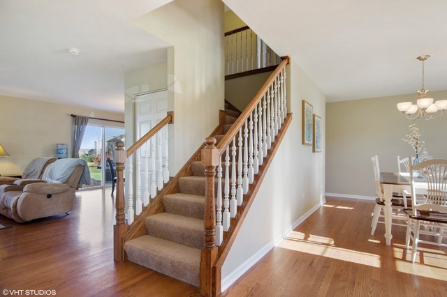 801 Maplewood Dr, Minooka, IL 60447 photo 9