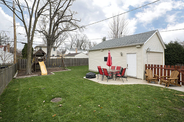 2114 Illinois Rd, Northbrook, IL 60062 photo 9