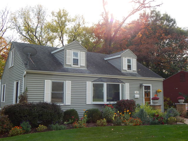 115 Beveridge Ave, Ottawa, IL 61350 photo 2