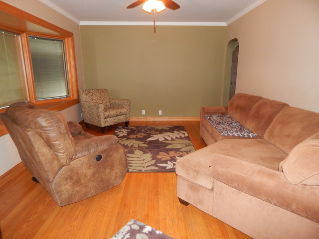 115 Beveridge Ave, Ottawa, IL 61350 photo 3