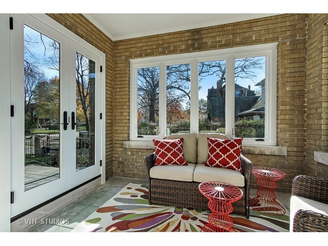 630 Thatcher Ave, River Forest, IL 60305 photo 9