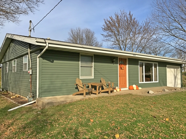 308 E Oak St, Manlius, IL 61338 photo 1