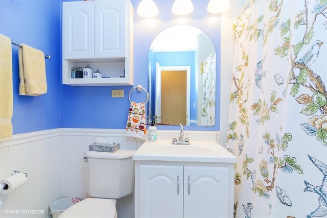 271 Albert Ter, Wheeling, IL 60090 photo 7