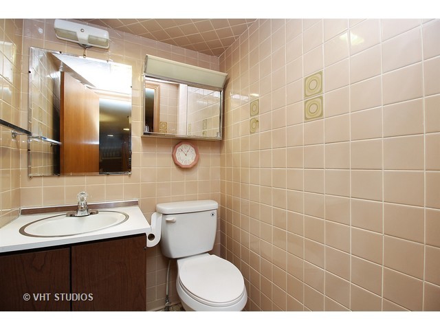 1182 S Elm Ave, Kankakee, IL 60901 photo 11